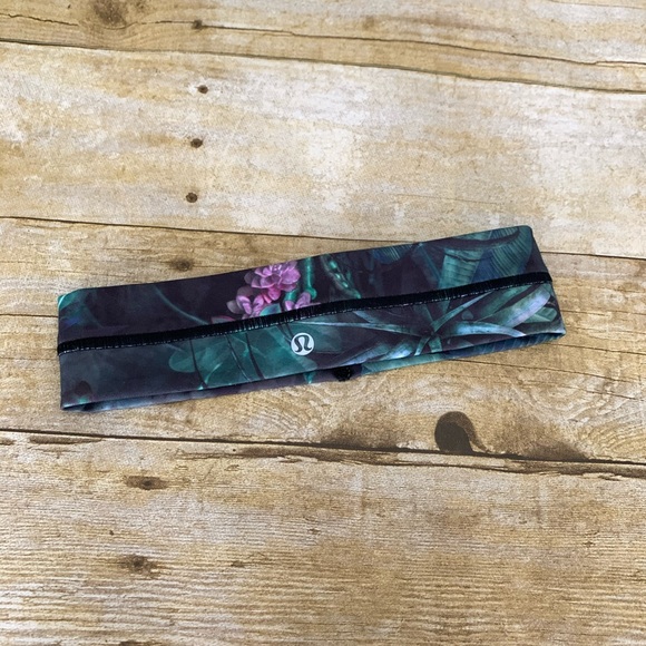 lululemon athletica Accessories - Lululemon head bands